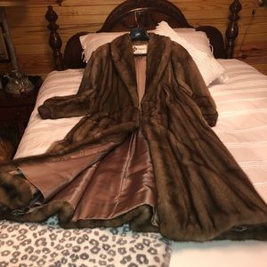 Mink fur perfectly matching pelts swing coat